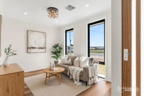 Property photo of 18 Trevor Street Murray Bridge SA 5253