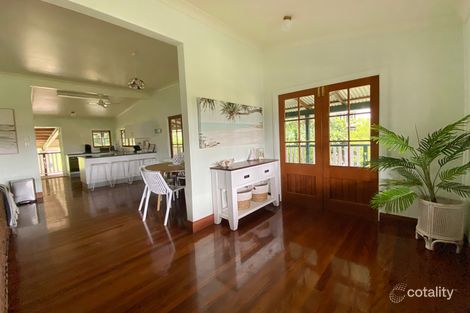 Property photo of 17 Enid Street Flying Fish Point QLD 4860