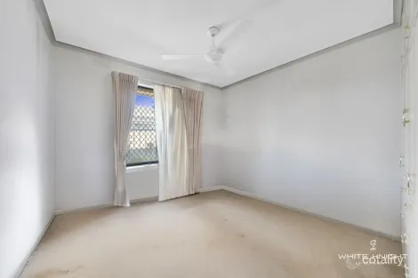 Property photo of 1 Oleander Drive St Albans VIC 3021