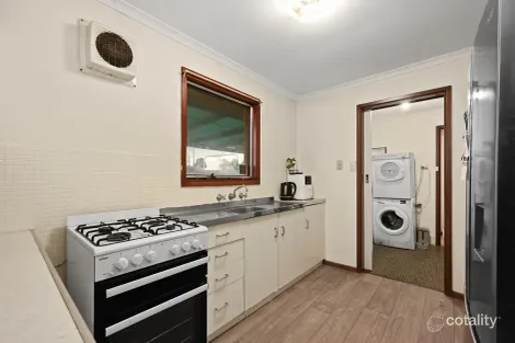 Property photo of 1 Koongarra Crescent Munno Para SA 5115