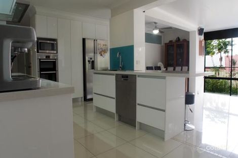 Property photo of 9 Stanton Court Parkwood QLD 4214