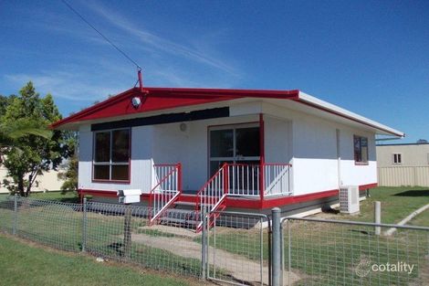 49 Stanley St, Collinsville, QLD 4804