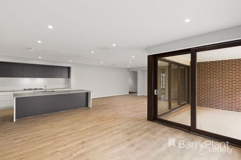 Property photo of 13 Azolla Avenue Werribee VIC 3030