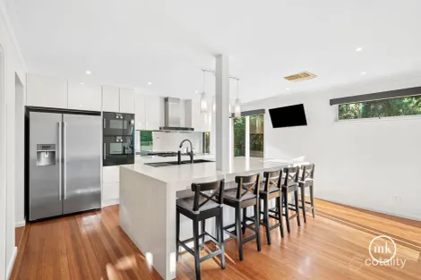 Property photo of 7 View Road Lower Plenty VIC 3093