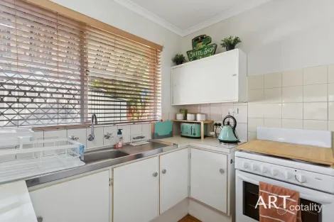 Property photo of 11A Bergall Court Ferndale WA 6148