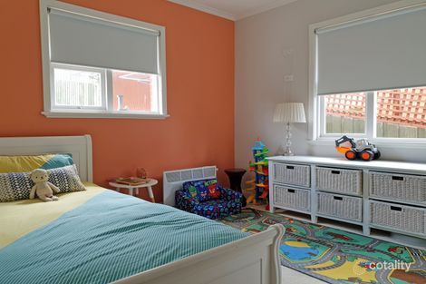 Property photo of 49 Malunna Road Lindisfarne TAS 7015