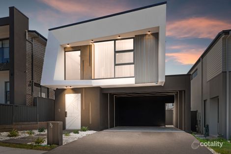 32 Cabbage Gum Ave, Denham Court, NSW 2565