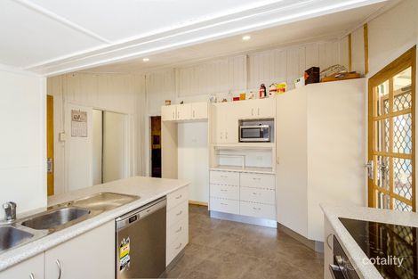 Property photo of 1 Davis Street Mount Larcom QLD 4695