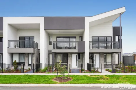 146 Railway Pde, Kalkallo, VIC 3064