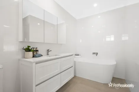 Property photo of 7 Bollinger Close The Vines WA 6069