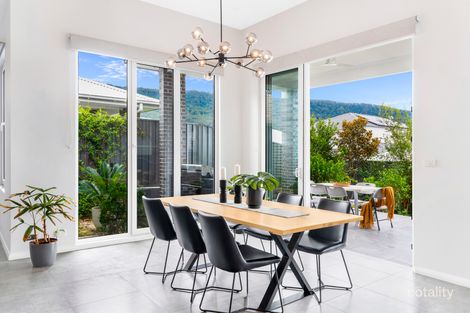 Property photo of 10 Lockheed Hudson Drive Horsley NSW 2530