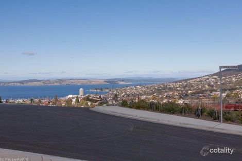 2 Thelma Dr, West Hobart, TAS 7000