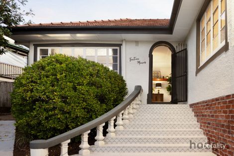 Property photo of 42 Clearview Terrace Seven Hills QLD 4170