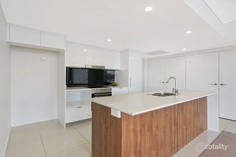 Property photo of 143/33 Lakefront Crescent Varsity Lakes QLD 4227