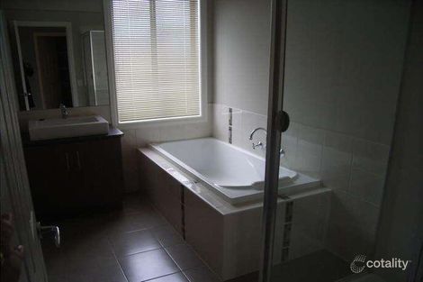 Property photo of 105 Botanical Drive Epsom VIC 3551