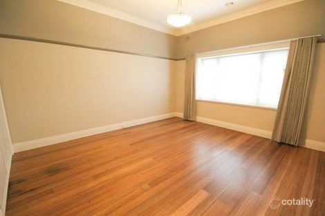 Property photo of 18 St Elmo Road Ivanhoe VIC 3079