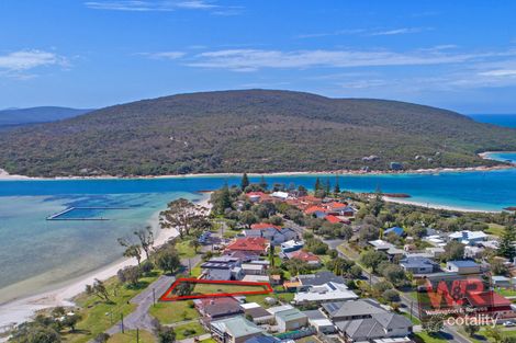 11 Roe Pde, Emu Point, WA 6330