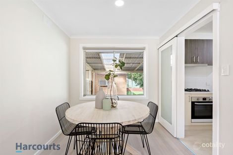 Property photo of 22 Leighton Crescent Deer Park VIC 3023