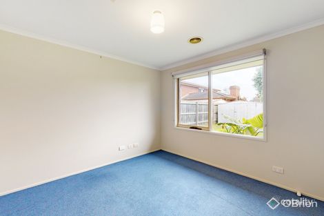 Property photo of 4 Tyntynder Close Berwick VIC 3806