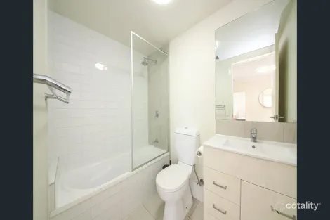 Property photo of 4/188 Gladstone Road Highgate Hill QLD 4101