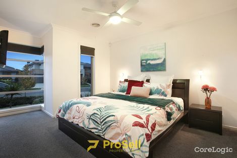 Property photo of 22 Havenstone Drive Keysborough VIC 3173