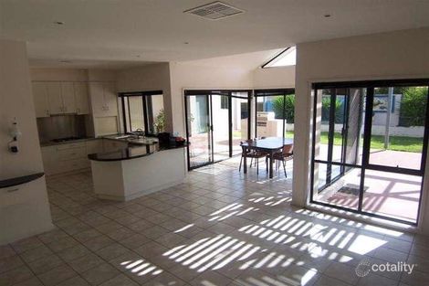 Property photo of 6 Peppertree Grove Strathdale VIC 3550