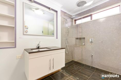 Property photo of 4 Dowling Grove Doncaster East VIC 3109