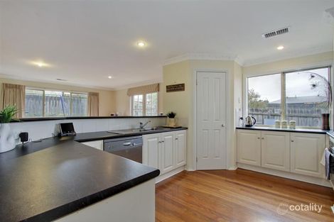 Property photo of 53 Pinoak Drive Yarra Glen VIC 3775