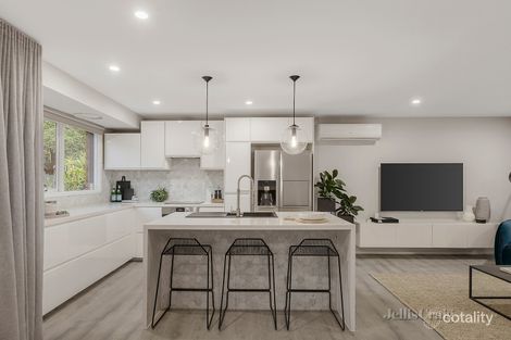 Property photo of 385 Main Road Montmorency VIC 3094