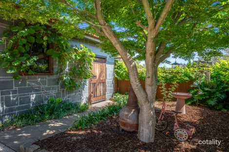 5 Old Howes Creek Rd, Mansfield, VIC 3722