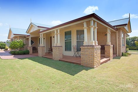 11 Collingwood Cl, Middle Ridge, QLD 4350
