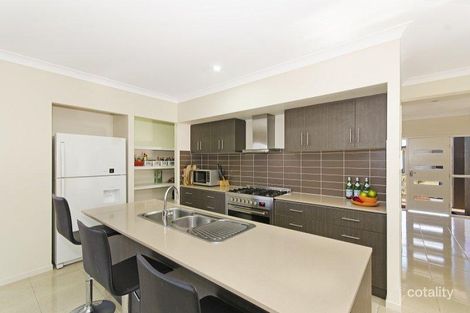 Property photo of 32 Iona Avenue Burdell QLD 4818