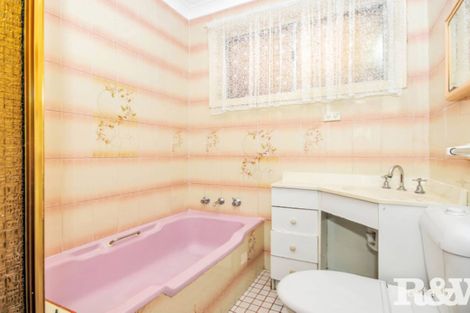 8 Wattle Pl, Rooty Hill, NSW 2766