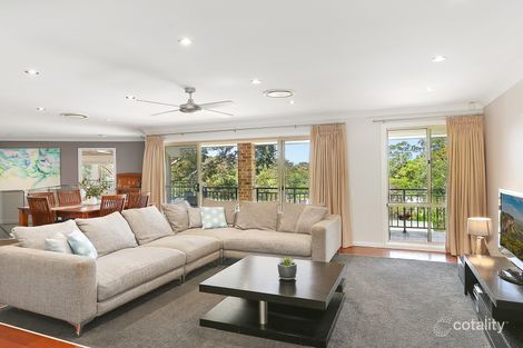 Property photo of 10 Woodlands Place Figtree NSW 2525