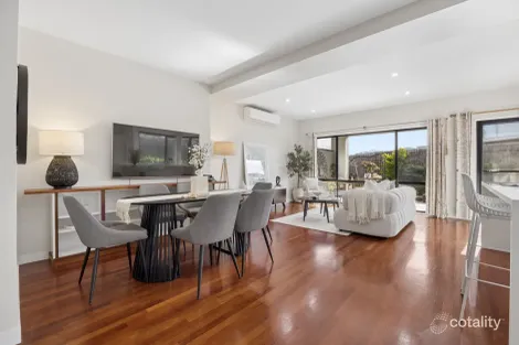 Property photo of 99 Hibberd Crescent Forde ACT 2914