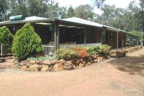 205 Mildura Rd, Mount Helena, WA 6082