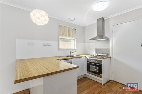 Property photo of 7 Vickers Court Kennington VIC 3550