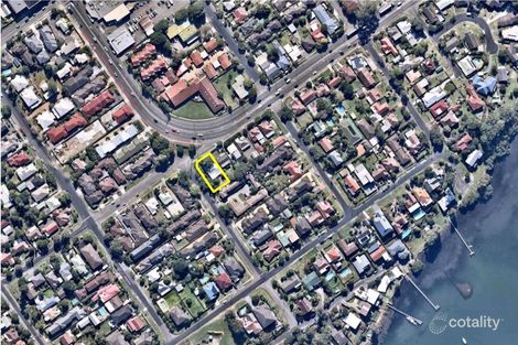 11 Victoria St, East Gosford, NSW 2250