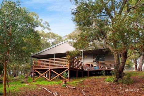 8 Bates Rd, Blackwood, VIC 3458