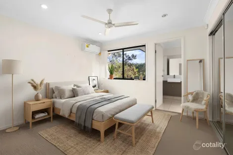 Property photo of 21 Inigo Way Augustine Heights QLD 4300