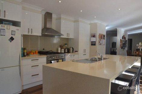 31 Cambrian Cres, Wheelers Hill, VIC 3150