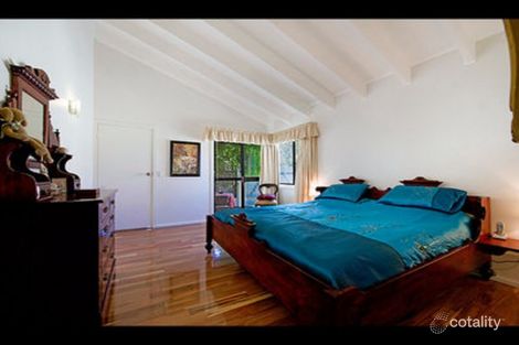 Property photo of 6 Mooyumbin Court Nerang QLD 4211
