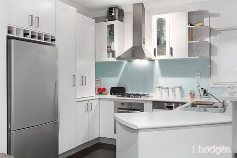 Property photo of 916 Centre Road Bentleigh East VIC 3165