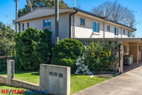 2/3 Pierce St, South Toowoomba, QLD 4350