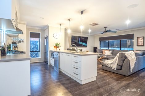 Property photo of 2 Teatree Place Kialla VIC 3631
