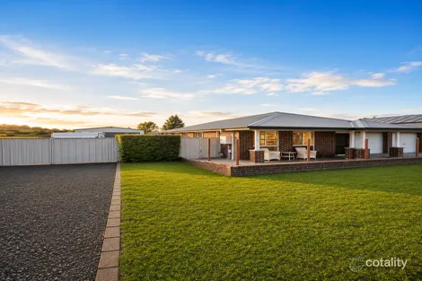 Property photo of 20 Kidd Circuit Goulburn NSW 2580