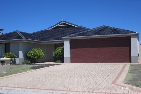 14 Montague St, Secret Harbour, WA 6173