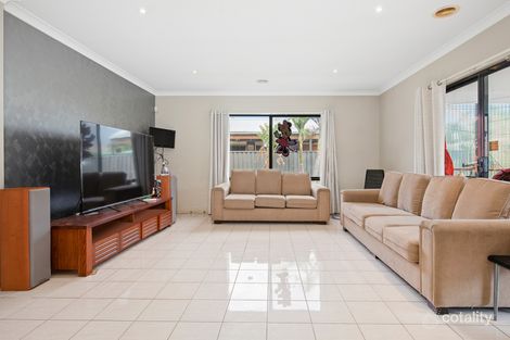 Property photo of 15 Arrowhead Street Manor Lakes VIC 3024