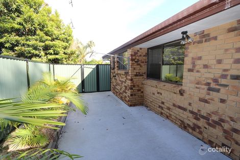 1/208 Olsen Ave, Arundel, QLD 4214