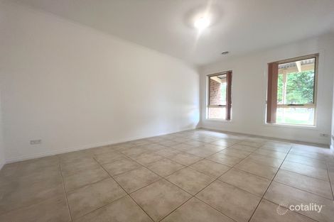 Property photo of 1 Benaud Place Epping VIC 3076